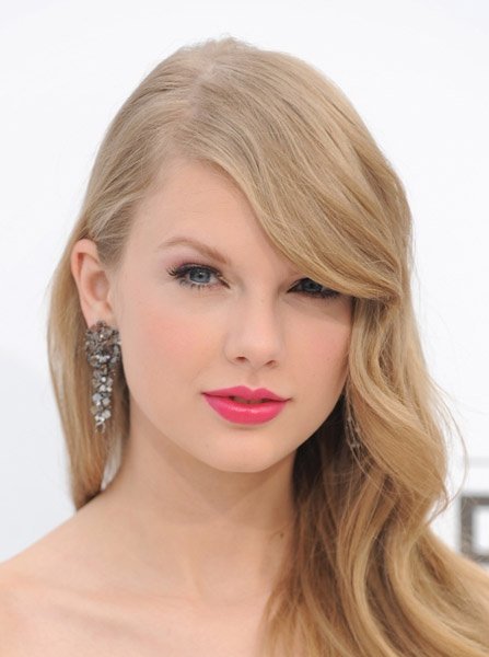 Taylor Swift at 2011 Billboard Music Awards — photo 104