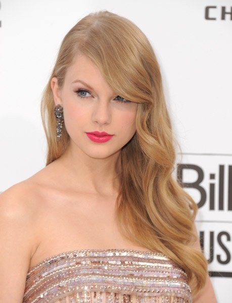 Taylor Swift at 2011 Billboard Music Awards — photo 109