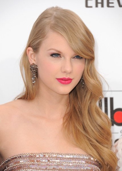 Taylor Swift at 2011 Billboard Music Awards — photo 114