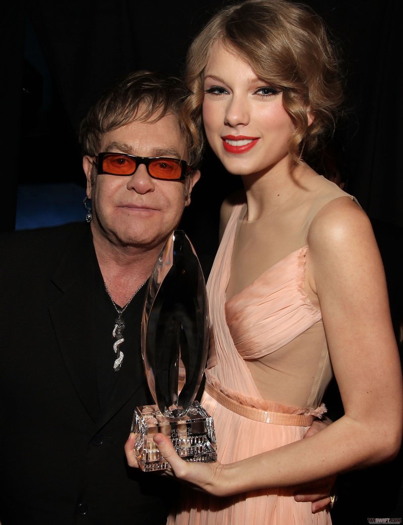 Taylor Swift at 2011 People's Choice Awards — photo 108