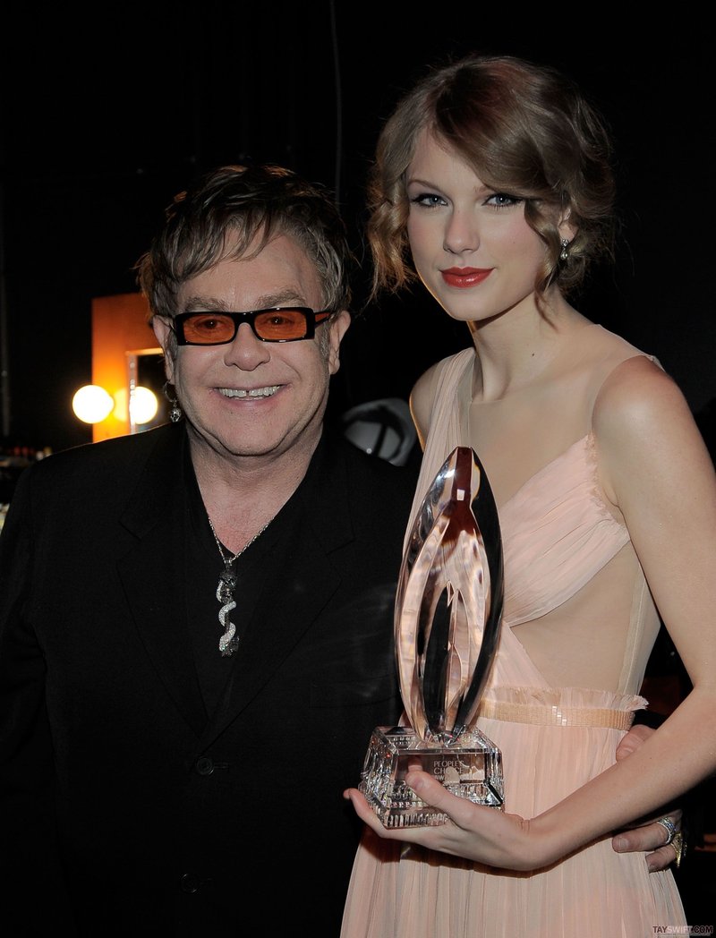 Taylor Swift at 2011 People's Choice Awards — photo 126