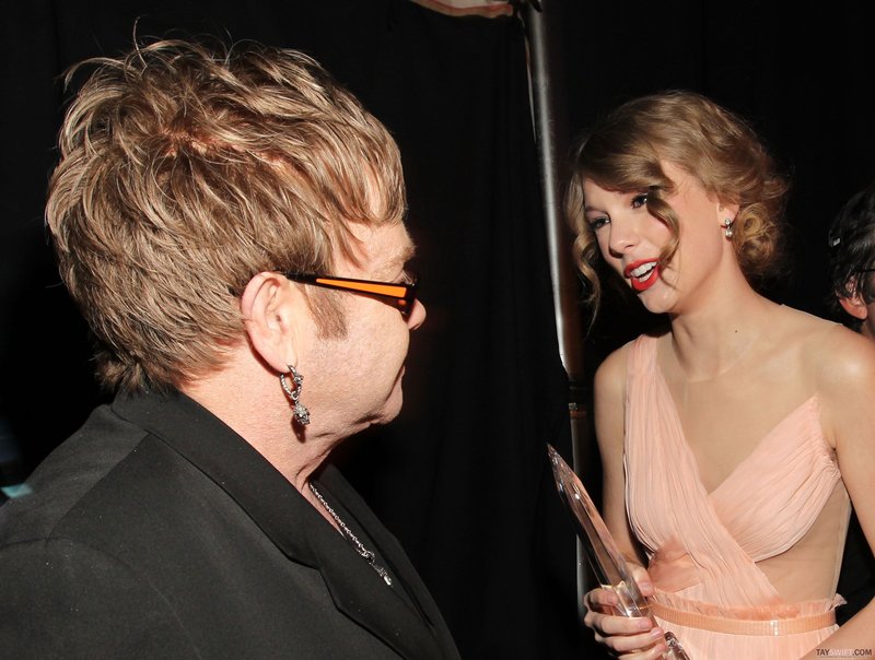 Taylor Swift at 2011 People's Choice Awards — photo 133