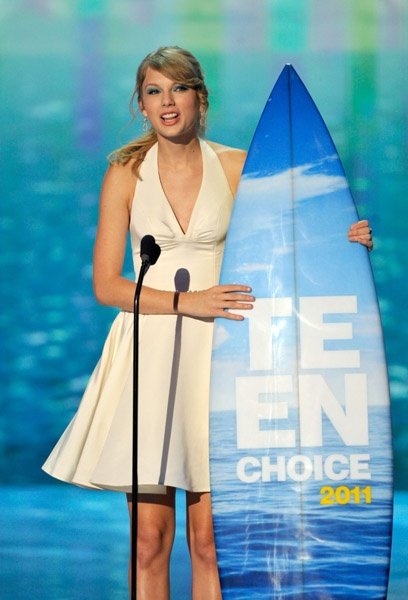 Taylor Swift at 2011 Teen Choice Awards — photo 189