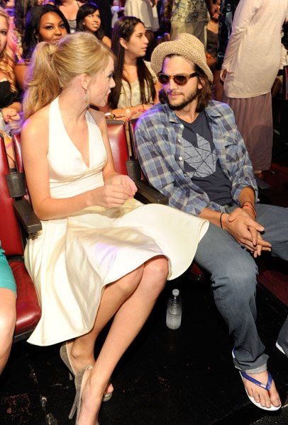 Taylor Swift at 2011 Teen Choice Awards — photo 208