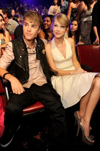 Taylor Swift at 2011 Teen Choice Awards — photo 227