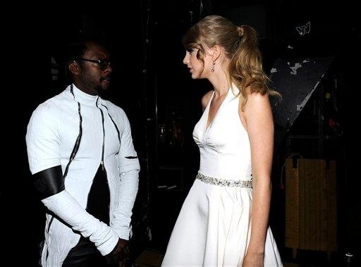 Taylor Swift at 2011 Teen Choice Awards — photo 255