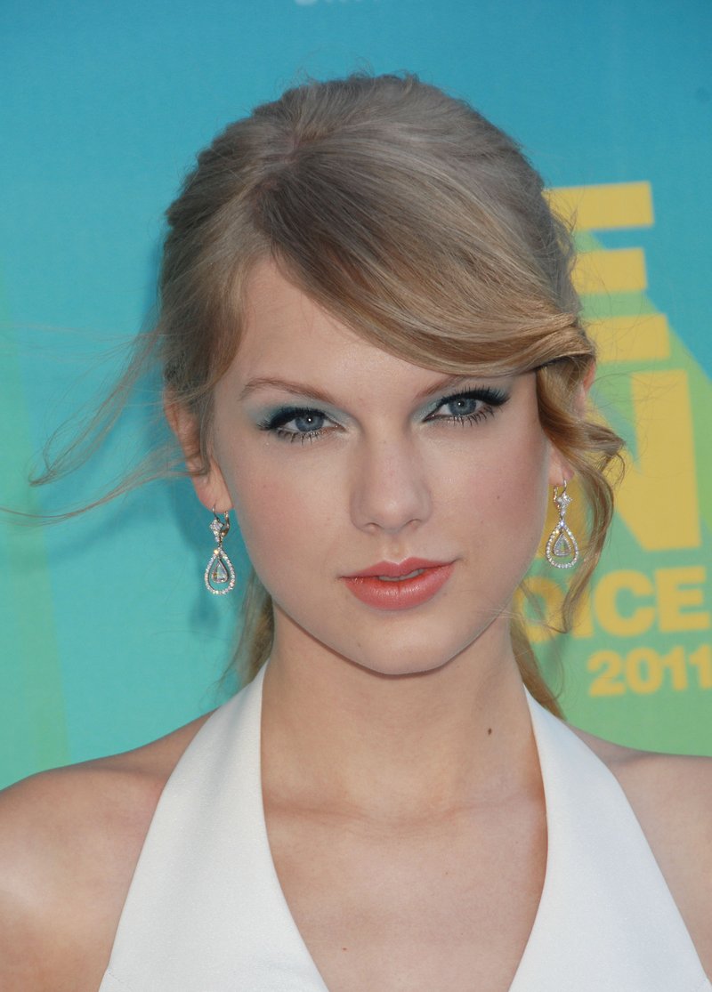 Taylor Swift at 2011 Teen Choice Awards — photo 268