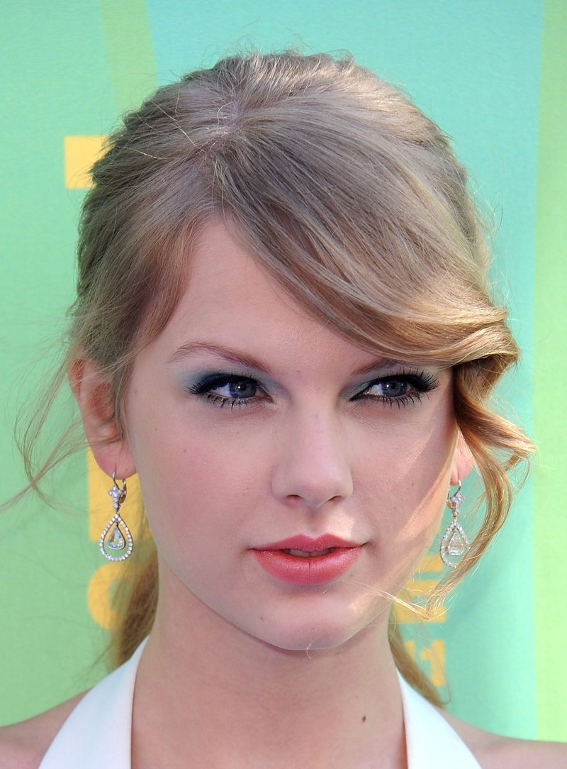 Taylor Swift at 2011 Teen Choice Awards — photo 281