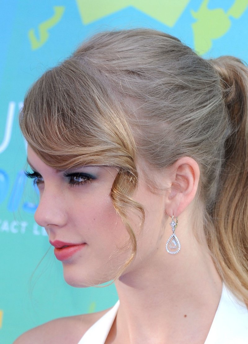 Taylor Swift at 2011 Teen Choice Awards — photo 282