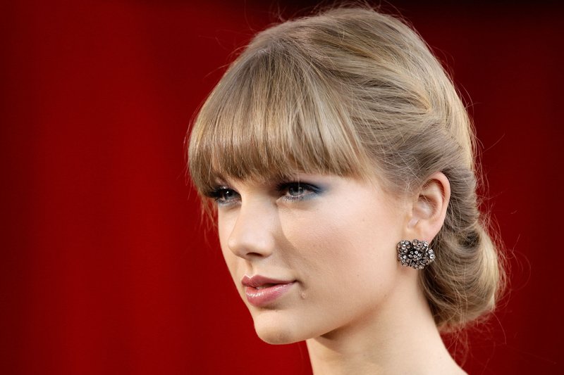 Taylor Swift at 26th Annual ARIA Awards — photo 19