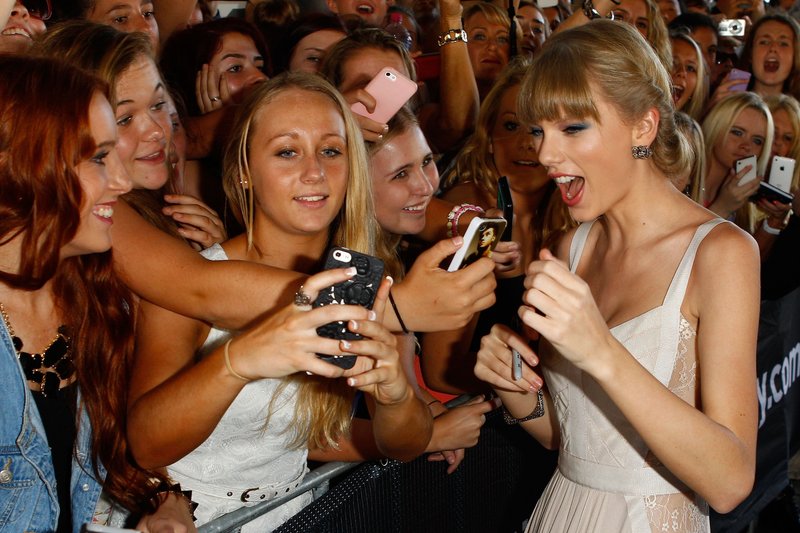 Taylor Swift at 26th Annual ARIA Awards — photo 66