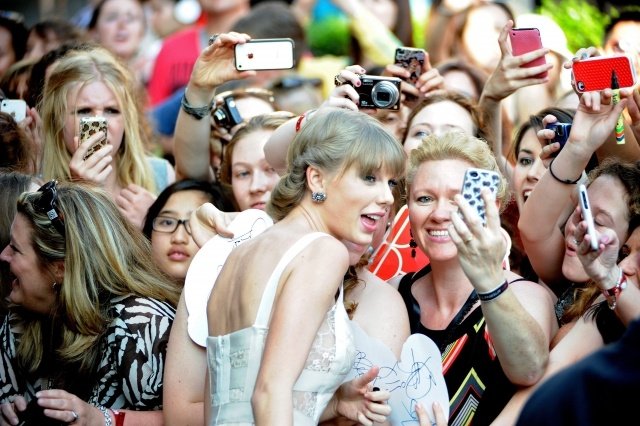 Taylor Swift at 26th Annual ARIA Awards — photo 87