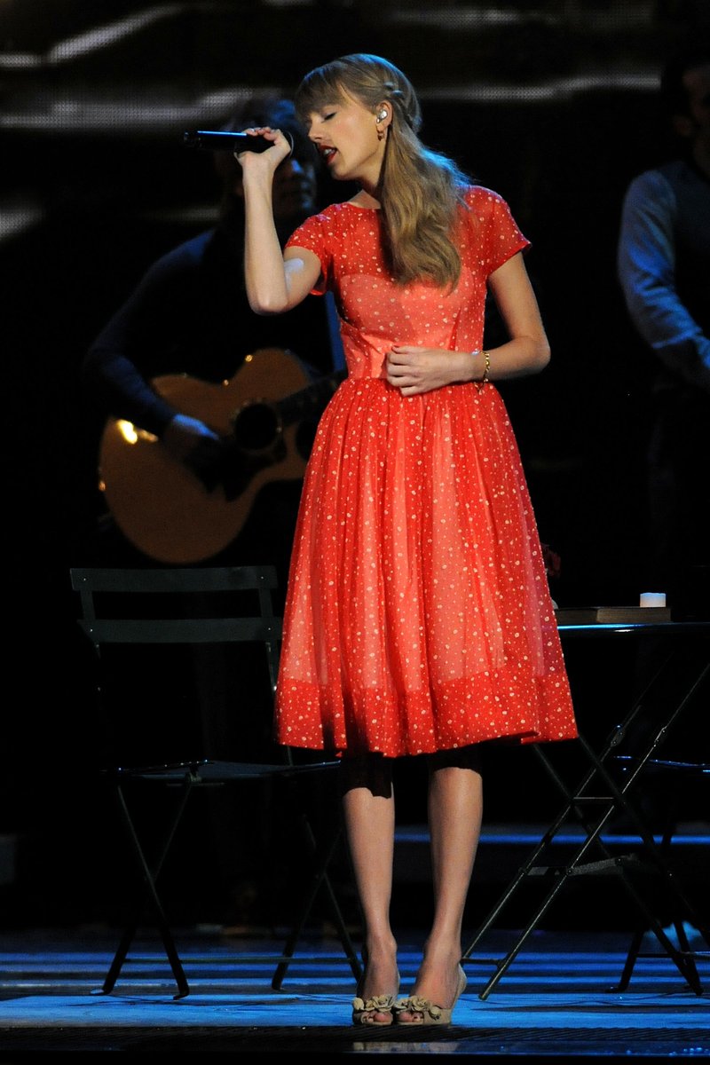 Taylor Swift at 46th Annual CMA Awards — photo 131