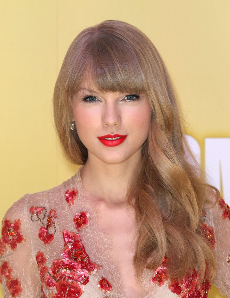 Taylor Swift at 46th Annual CMA Awards — photo 172