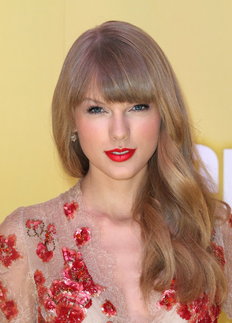 Taylor Swift at 46th Annual CMA Awards — photo 180