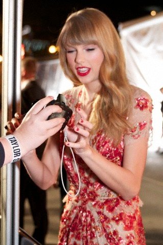 Taylor Swift at 46th Annual CMA Awards — photo 211