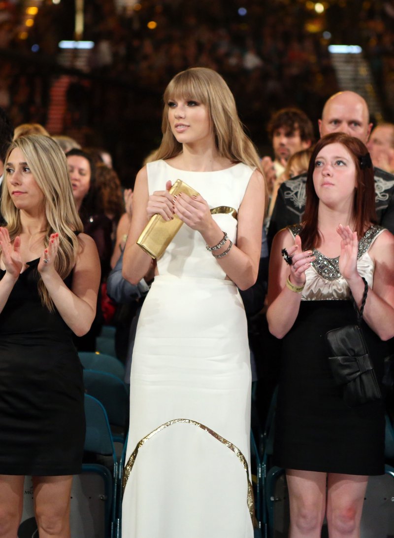 Taylor Swift at 47th Annual Academy Of Country Music Awards — photo 46