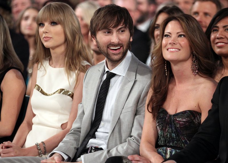 Taylor Swift at 47th Annual Academy Of Country Music Awards — photo 49