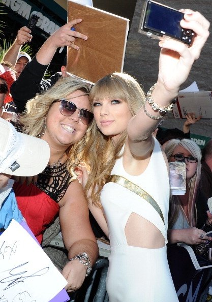 Taylor Swift at 47th Annual Academy Of Country Music Awards — photo 129