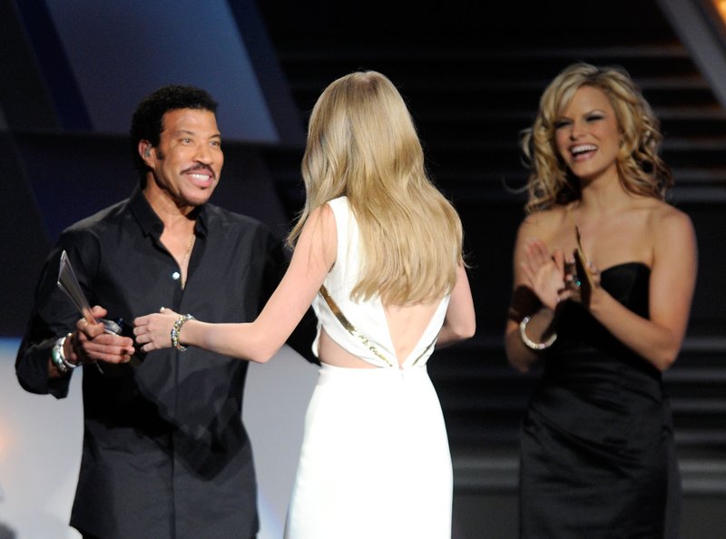 Taylor Swift at 47th Annual Academy Of Country Music Awards — photo 135