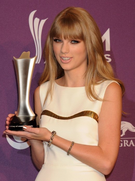 Taylor Swift at 47th Annual Academy Of Country Music Awards — photo 205