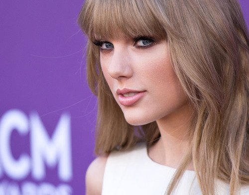 Taylor Swift at 47th Annual Academy Of Country Music Awards — photo 240