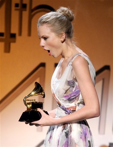 Taylor Swift at 54th Annual GRAMMY Awards - Pre-telecast — photo 64