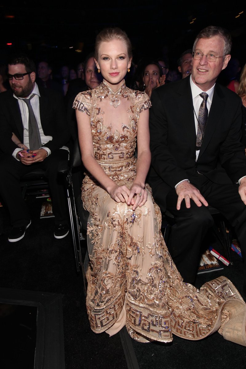 Taylor Swift at 54th Annual Grammy Awards — photo 106