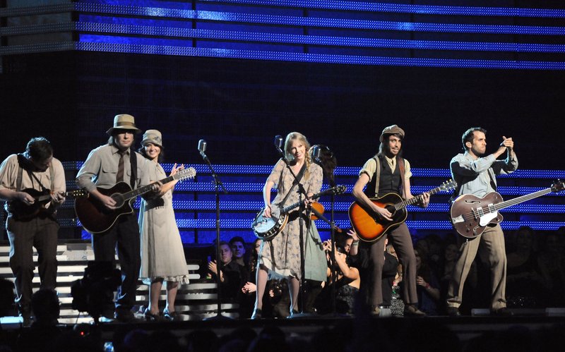 Taylor Swift at 54th Annual Grammy Awards — photo 130