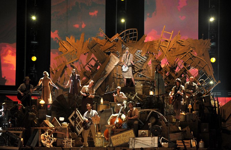 Taylor Swift at 54th Annual Grammy Awards — photo 203