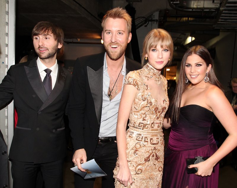 Taylor Swift at 54th Annual Grammy Awards — photo 208