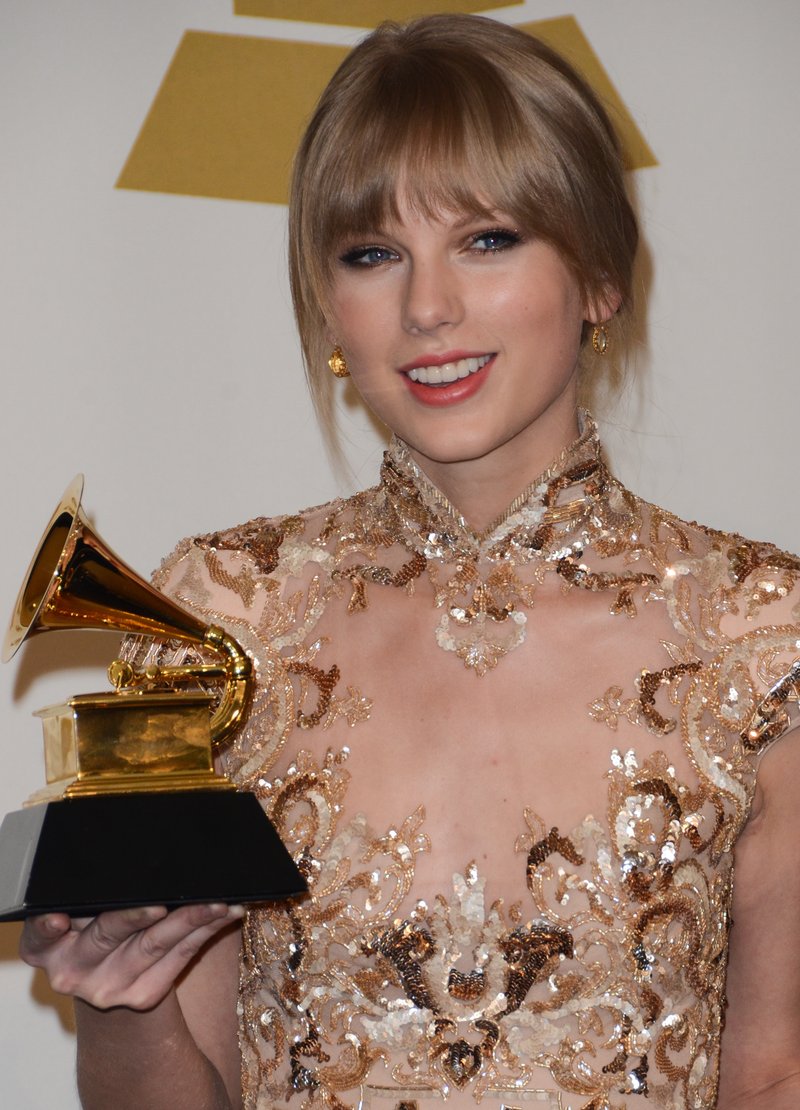 Taylor Swift at 54th Annual Grammy Awards — photo 381
