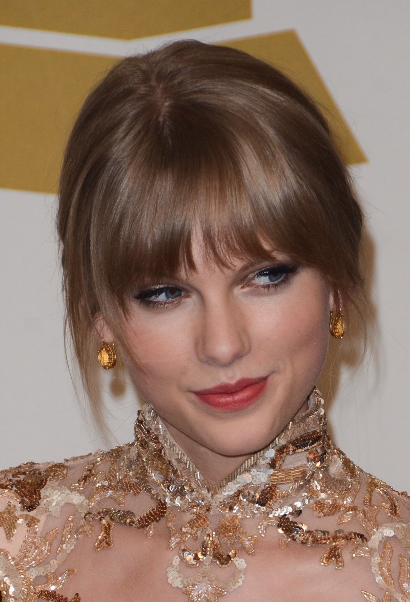 Taylor Swift at 54th Annual Grammy Awards — photo 383