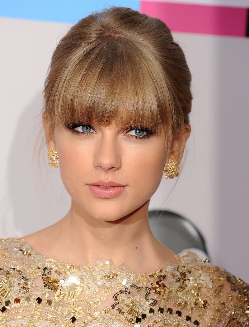 Taylor Swift at 2012 American Music Awards — photo 129