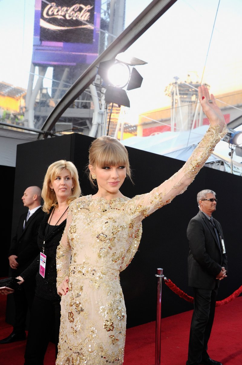 Taylor Swift at 2012 American Music Awards — photo 202