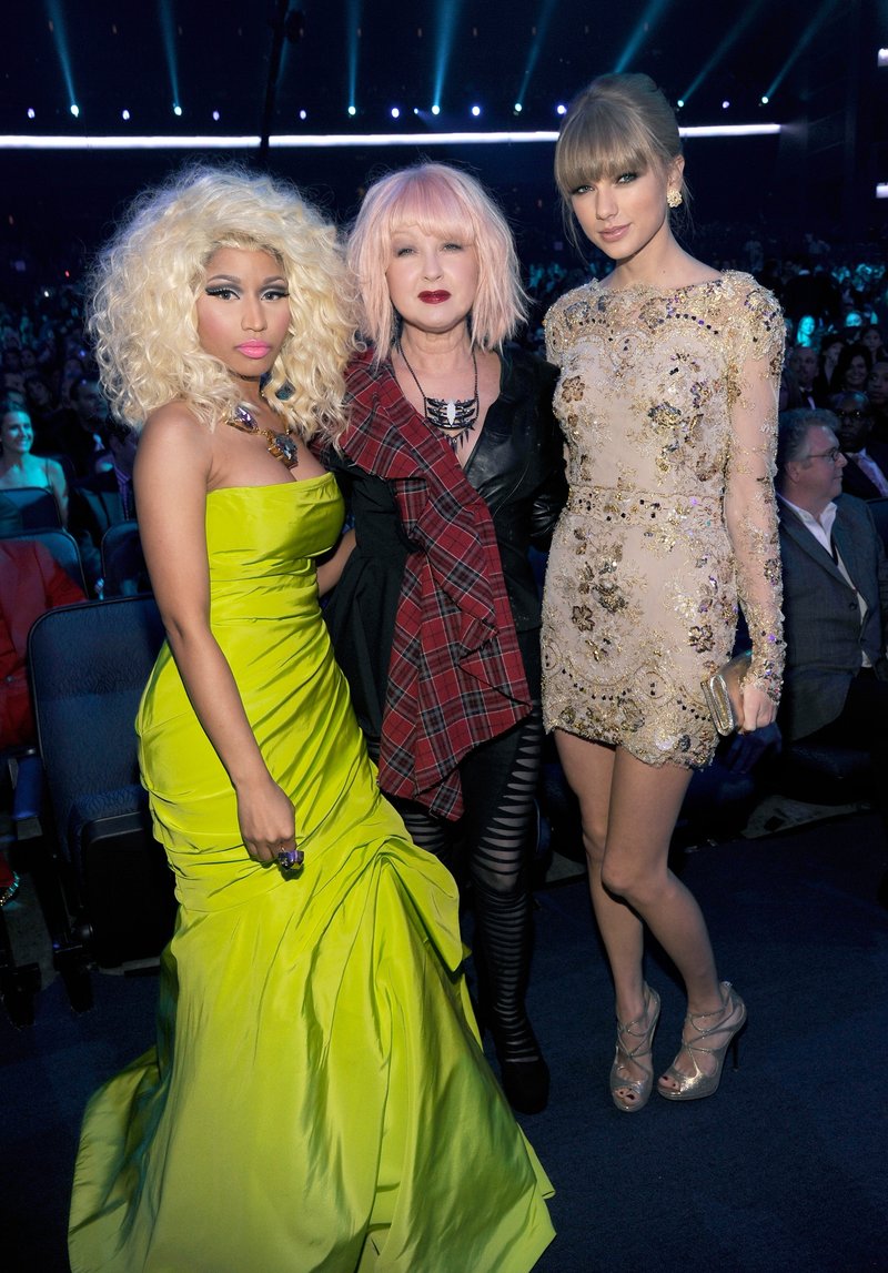 Taylor Swift at 2012 American Music Awards — photo 235