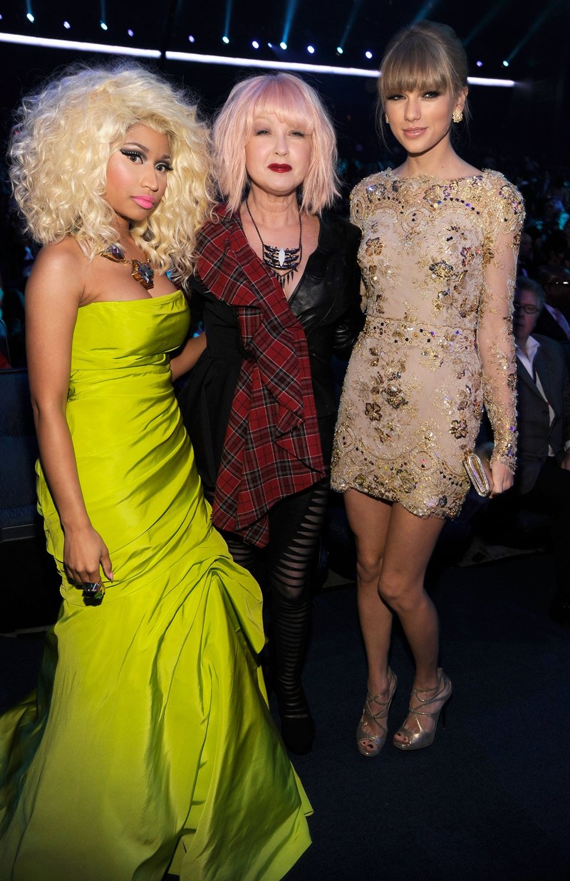 Taylor Swift at 2012 American Music Awards — photo 238