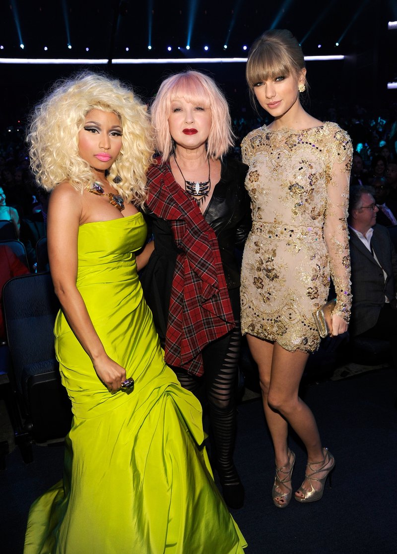 Taylor Swift at 2012 American Music Awards — photo 239