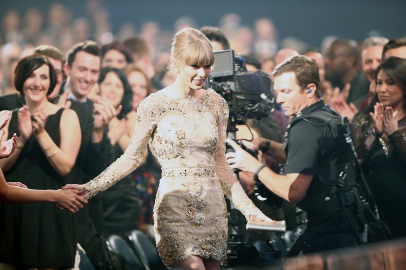 Taylor Swift at 2012 American Music Awards — photo 249