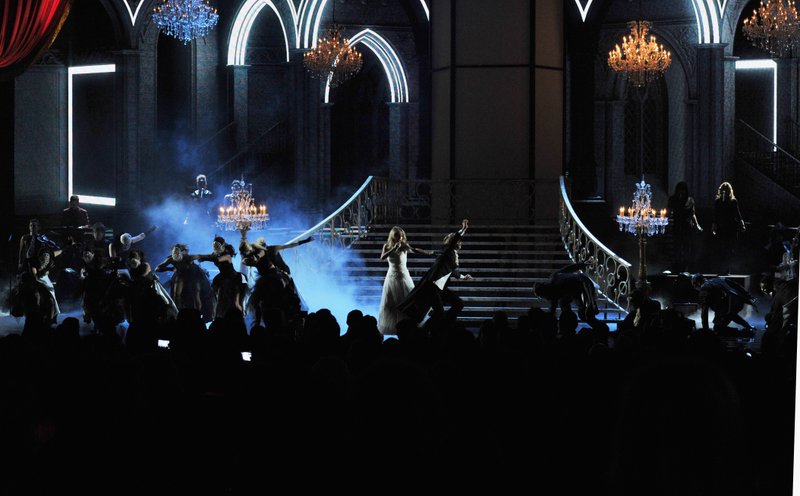 Taylor Swift at 2012 American Music Awards — photo 307