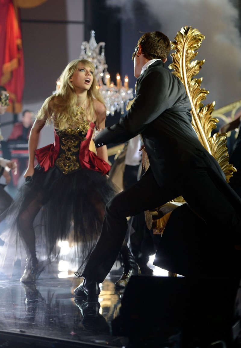 Taylor Swift at 2012 American Music Awards — photo 368