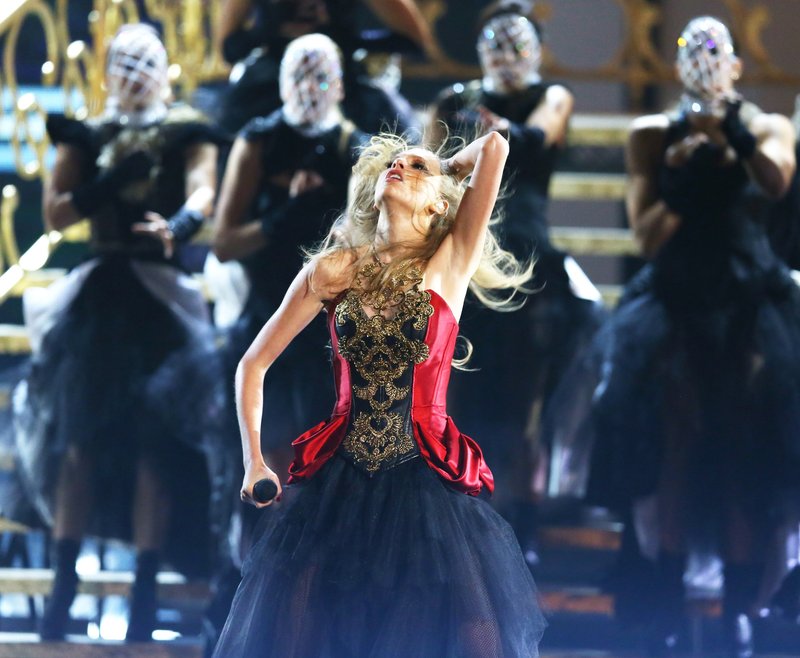 Taylor Swift at 2012 American Music Awards — photo 419