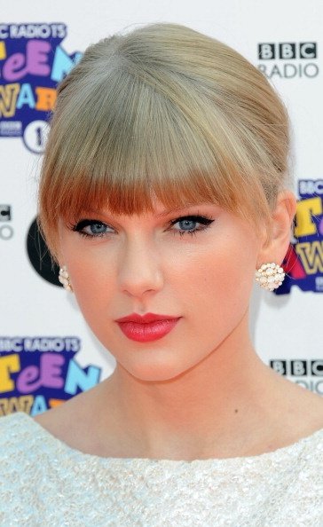 Taylor Swift at BBC Radio 1 Teen Awards — photo 5