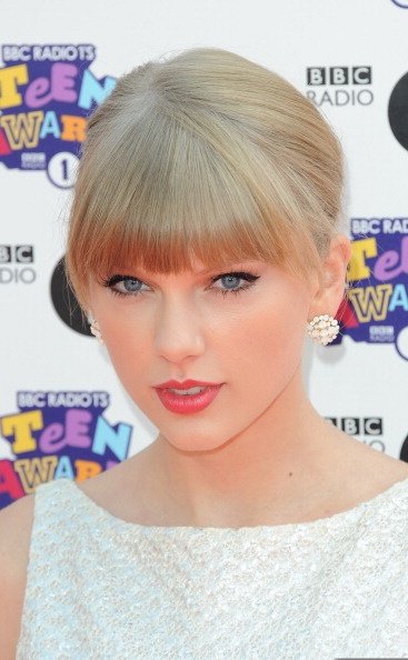 Taylor Swift at BBC Radio 1 Teen Awards — photo 19