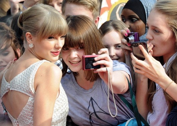 Taylor Swift at BBC Radio 1 Teen Awards — photo 72
