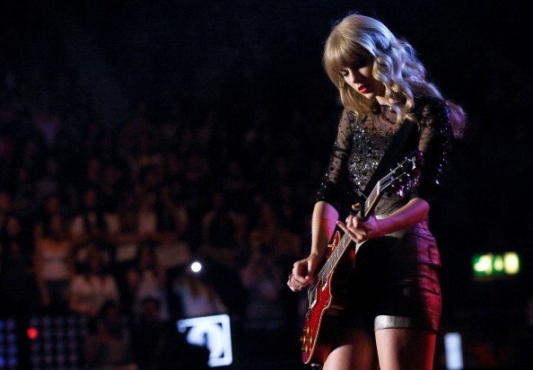 Taylor Swift at BBC Radio 1 Teen Awards — photo 168