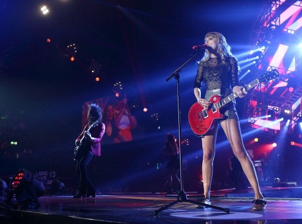 Taylor Swift at BBC Radio 1 Teen Awards — photo 176