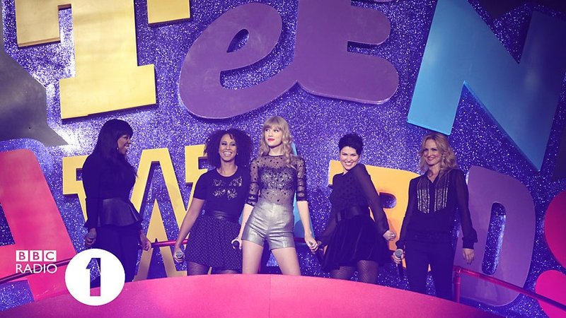 Taylor Swift at BBC Radio 1 Teen Awards — photo 177
