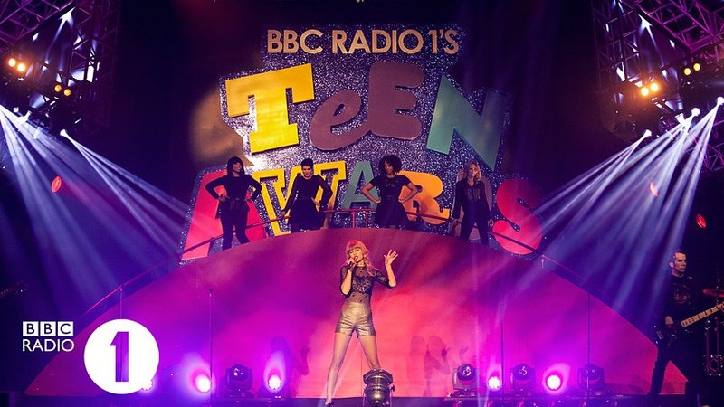 Taylor Swift at BBC Radio 1 Teen Awards — photo 222