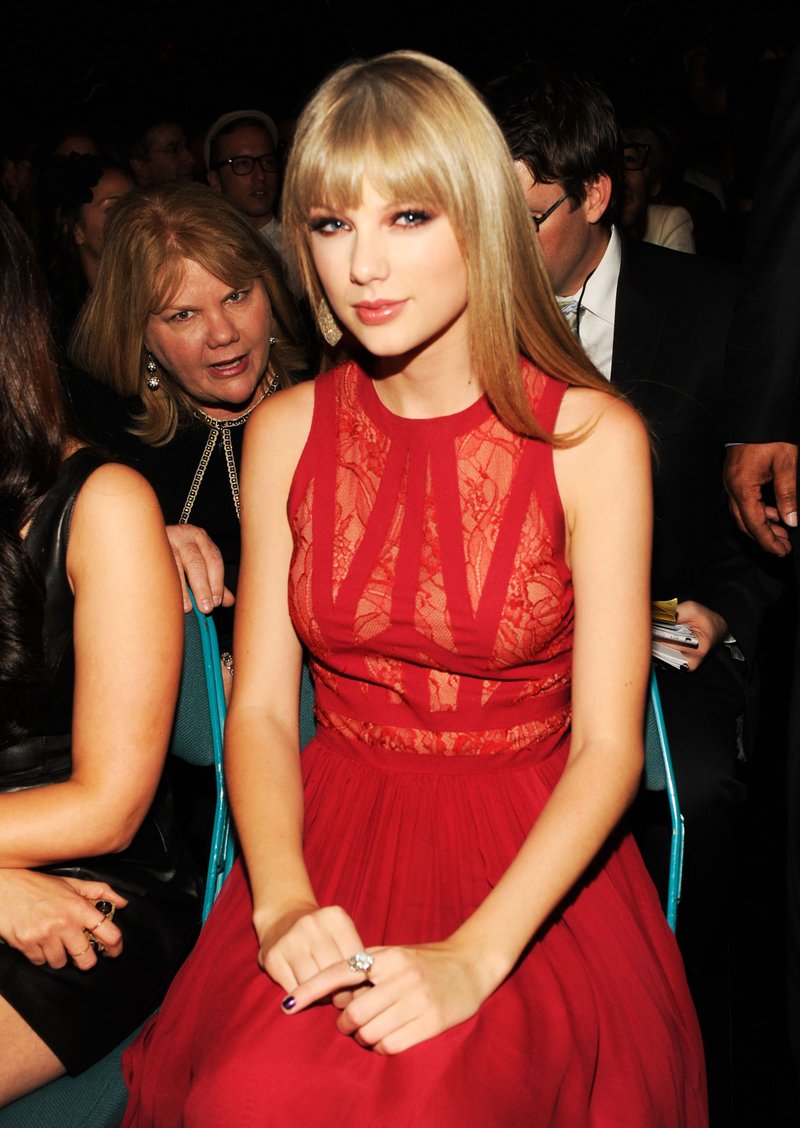 Taylor Swift at 2012 Billboard Music Awards — photo 20